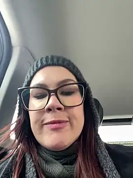 Snapshot of RinaCat chatting on February 17, 2025, 5:25 am RinaCat online show from February 17, 2025, 5:25 am
