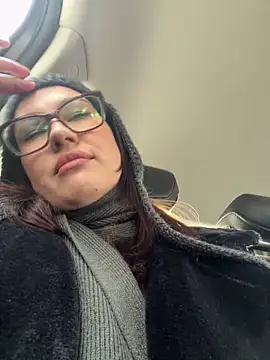 Snapshot of RinaCat chatting on March 10, 2025, 5:22 am RinaCat online show from March 10, 2025, 5:22 am