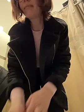 RinaCat online show from March 17, 2026, 5:43 am