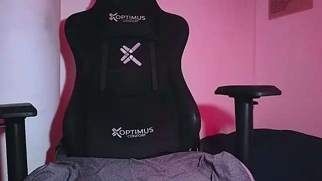 Luan-wood online show from October 26, 2025, 6:14 am