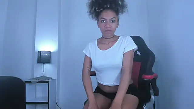 stacie  rouse online show from February 28, 2025, 10:20 am