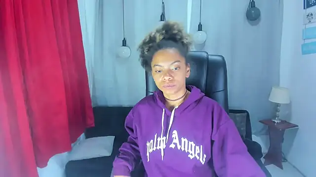 stacie  rouse online show from February 27, 2025, 4:13 am