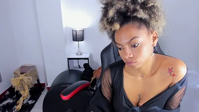 stacie  rouse online show from February 14, 2025, 6:45 am