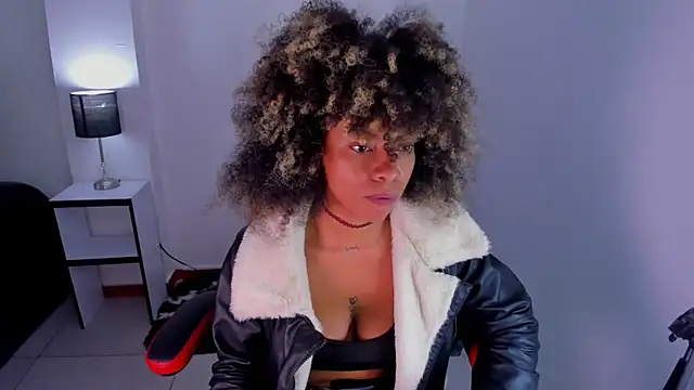 stacie  rouse online show from March 1, 2025, 3:32 am