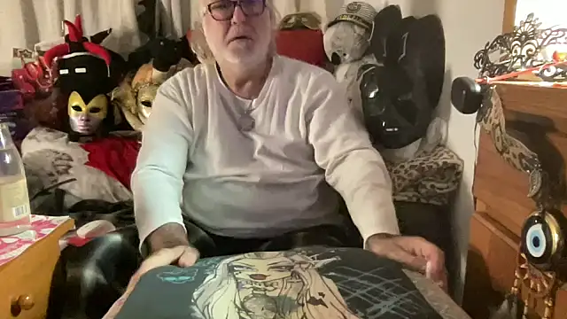 EroticVenetian online show from February 5, 2026, 10:05 pm