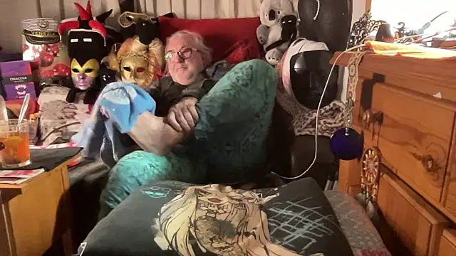 EroticVenetian online show from January 17, 2026, 8:23 pm