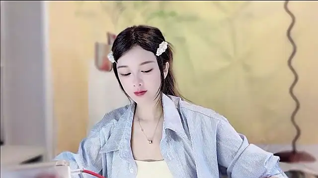 VIWVI online show from November 24, 2025, 5:07 am