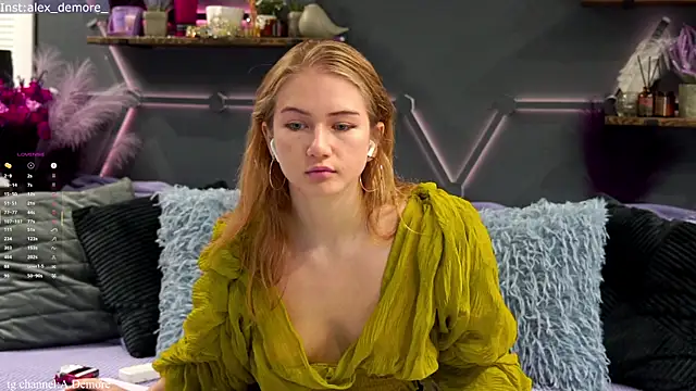 Alexandra Demore online show from September 18, 2025, 7:50 pm