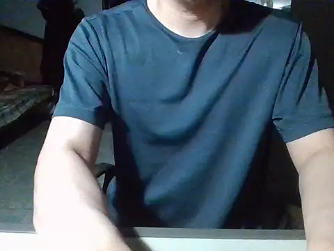 Snapshot of theduy_73 chatting on October 10, 2025, 3:35 pm theduy 73 online show from October 10, 2025, 3:35 pm