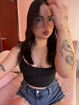 montmariana online show from February 16, 2026, 11:42 am