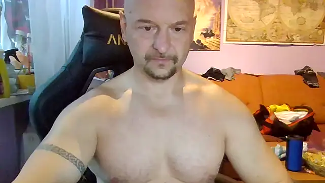 Sports-beast online show from October 13, 2025, 5:53 am