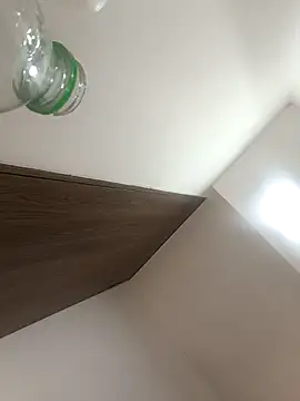 Rouse A01 online show from October 18, 2025, 2:02 am