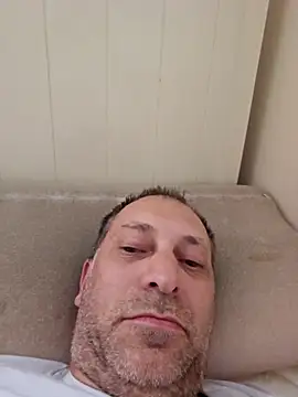 Snapshot of meateater1 chatting on October 18, 2025, 12:40 pm meateater1 online show from October 18, 2025, 12:40 pm