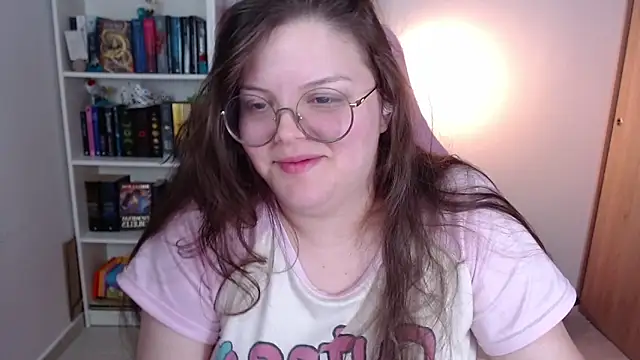 Snapshot of Gabiwaifu chatting on May 15, 2026, 6:55 am Gabiwaifu online show from May 15, 2026, 6:55 am