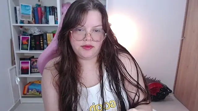 Snapshot of Gabiwaifu chatting on April 29, 2026, 5:11 am Gabiwaifu online show from April 29, 2026, 5:11 am