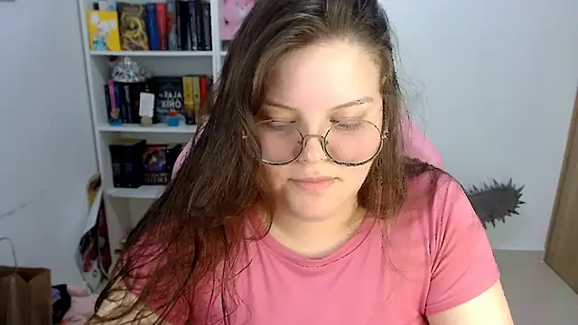 Gabiwaifu online show from February 4, 2026, 11:22 pm