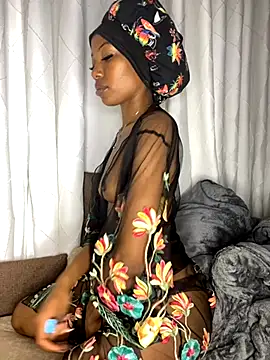 Snapshot of kelsie421 chatting on October 19, 2025, 9:28 pm kelsie421 online show from October 19, 2025, 9:28 pm