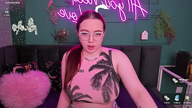 Emma adorablle online show from December 23, 2024, 1:51 am