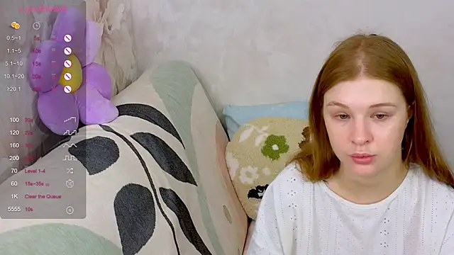 TrissMerigold9 online show from October 21, 2025, 9:19 am