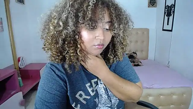 PaolaPau1 online show from January 17, 2025, 9:17 am