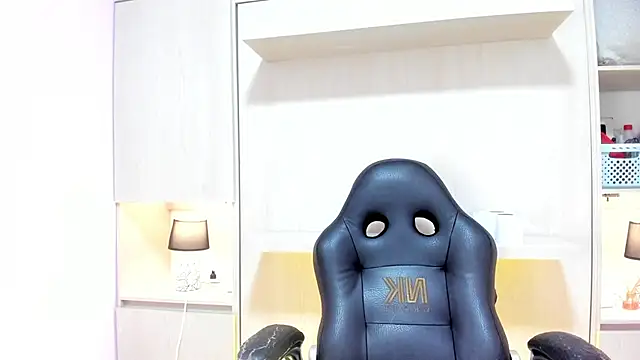 tamaraa smiith online show from October 28, 2025, 7:46 pm