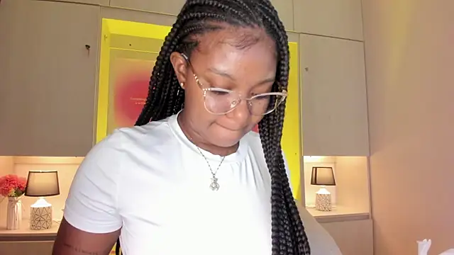 tamaraa smiith online show from March 16, 2026, 7:38 pm