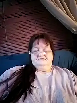 Snapshot of Bayou_Woman68 chatting on February 6, 2026, 12:28 am Bayou Woman68 online show from February 6, 2026, 12:28 am