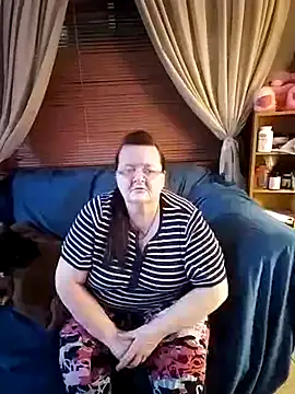 Snapshot of Bayou_Woman68 chatting on February 19, 2026, 1:46 am Bayou Woman68 online show from February 19, 2026, 1:46 am