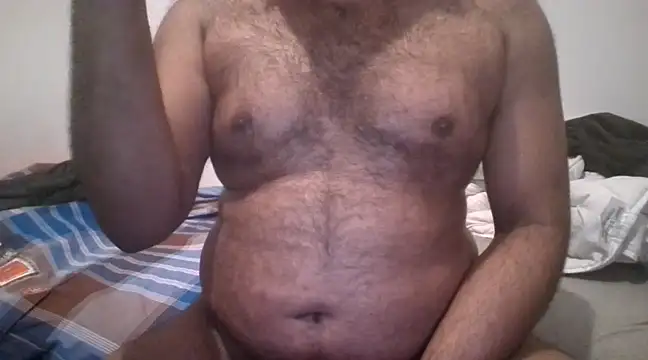 Snapshot of Indianluckyboytits chatting on December 18, 2024, 1:37 am Indianluckyboytits online show from December 18, 2024, 1:37 am