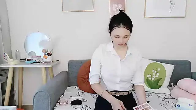 cathy00 online show from October 2, 2025, 1:20 am