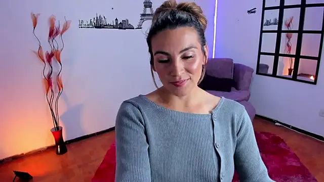 Snapshot of Elizabeth_taylor_b chatting on November 21, 2025, 12:42 am Elizabeth taylor b online show from November 21, 2025, 12:42 am