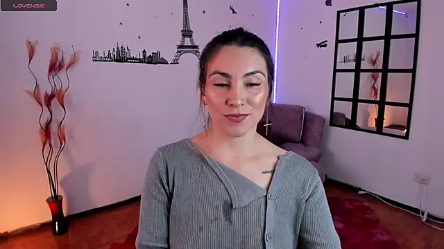Snapshot of Elizabeth_taylor_b chatting on February 7, 2025, 7:38 pm Elizabeth taylor b online show from February 7, 2025, 7:38 pm