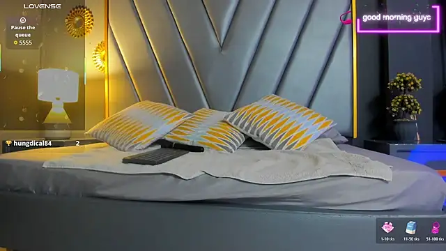 BrendaAdams  online show from February 13, 2026, 10:59 am