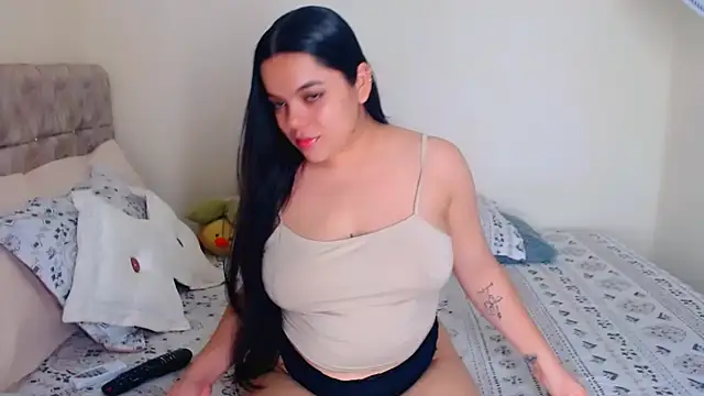 Sara-04 online show from December 17, 2025, 10:59 pm