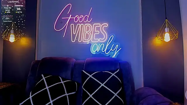 LOLIITA  LOVE online show from October 15, 2025, 5:32 pm