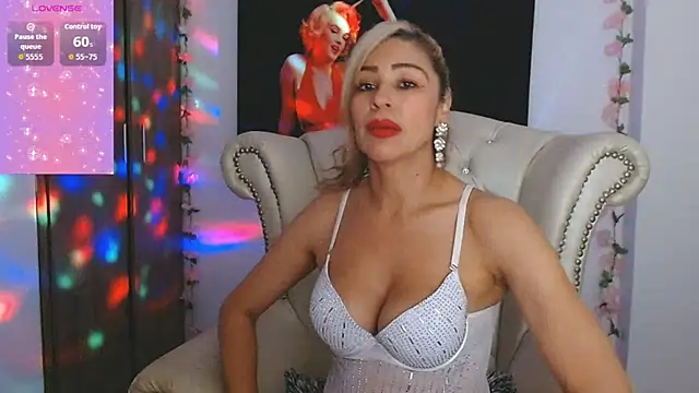 Isabelhot1 online show from March 19, 2026, 9:26 pm