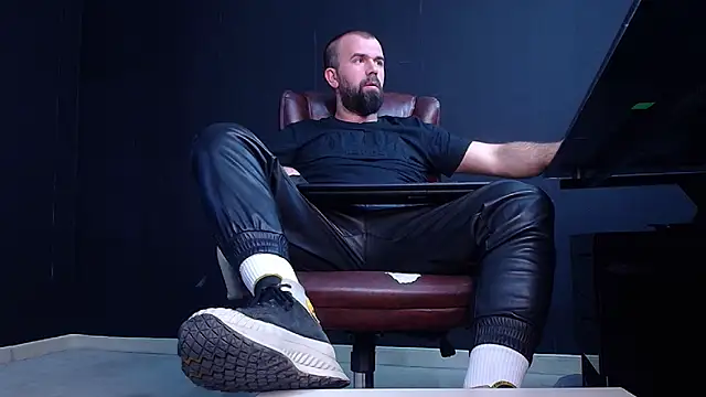 JackEthann online show from November 17, 2025, 6:50 am