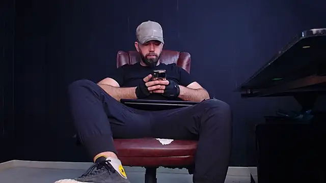 JackEthann online show from October 27, 2025, 5:41 am