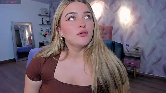 Snapshot of cattaleya___ chatting on March 3, 2026, 3:35 am cattaleya online show from March 3, 2026, 3:35 am