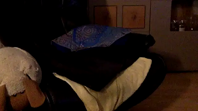 Bobby5169 online show from April 4, 2026, 10:05 pm