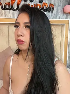 Snapshot of AshleeyPrincess chatting on October 30, 2025, 2:14 pm AshleeyPrincess online show from October 30, 2025, 2:14 pm