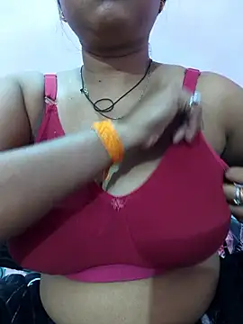 Snapshot of Samarya-78 chatting on February 8, 2026, 9:23 pm Samarya-78 online show from February 8, 2026, 9:23 pm