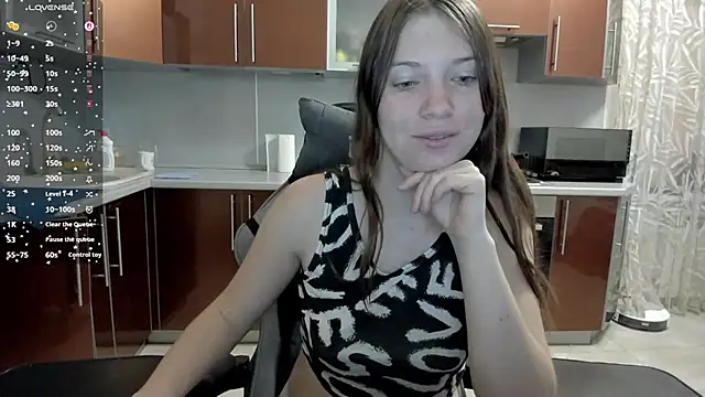 Snapshot of _BondiXUrban_ chatting on February 9, 2026, 4:54 am BondiXUrban online show from February 9, 2026, 4:54 am