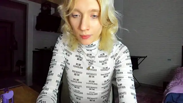 Snapshot of _Alice_Kitty chatting on December 21, 2025, 3:57 pm Alice Kitty online show from December 21, 2025, 3:57 pm