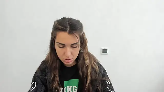 Summmmersky online show from October 7, 2025, 7:42 am