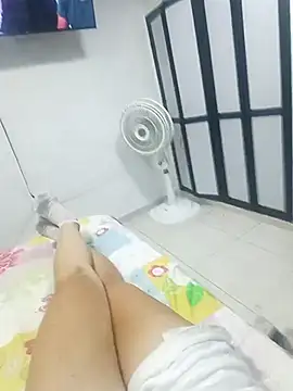 Snapshot of Matureyulyet chatting on February 1, 2026, 11:47 pm Matureyulyet online show from February 1, 2026, 11:47 pm