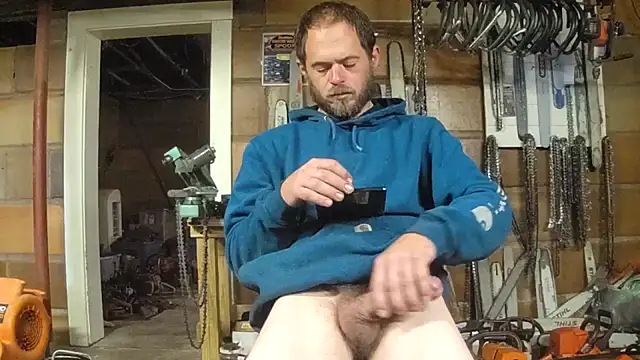 Bigoleslong98765 online show from October 31, 2025, 2:46 pm