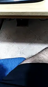 Snapshot of andrew_co chatting on March 23, 2025, 4:27 am andrew co online show from March 23, 2025, 4:27 am