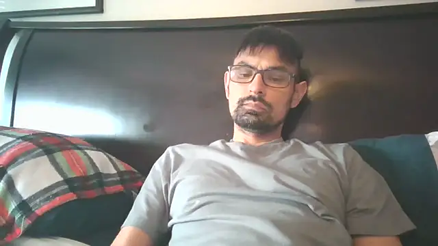 spence204011 online show from June 16, 2026, 10:54 pm