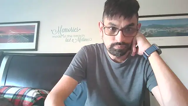 spence204011 online show from June 22, 2026, 9:01 pm